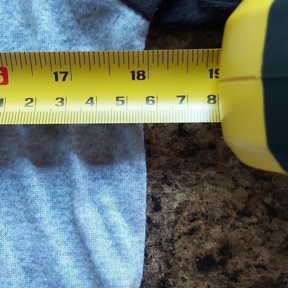 Youth Pokemon Pikachu Graphic Gray/Black 100% Polyester Tee Shirt - Size XL - Picture 3 of 5